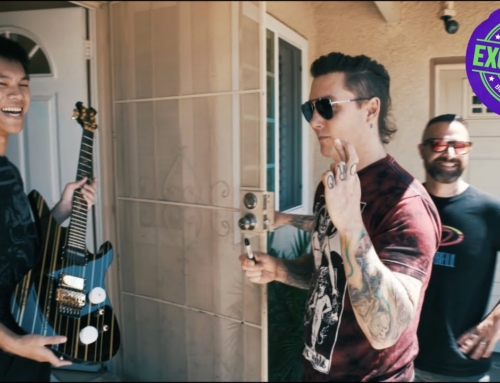 AVENGED SEVENFOLD’s SYNYSTER GATES And JOHNNY CHRIST Surprise Fan With Signed Guitar (Video)